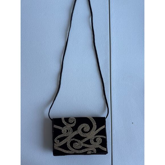 4 for $10 Black and Gold Fabric Evening Clutch Crossbody EUC - Picture 2 of 8